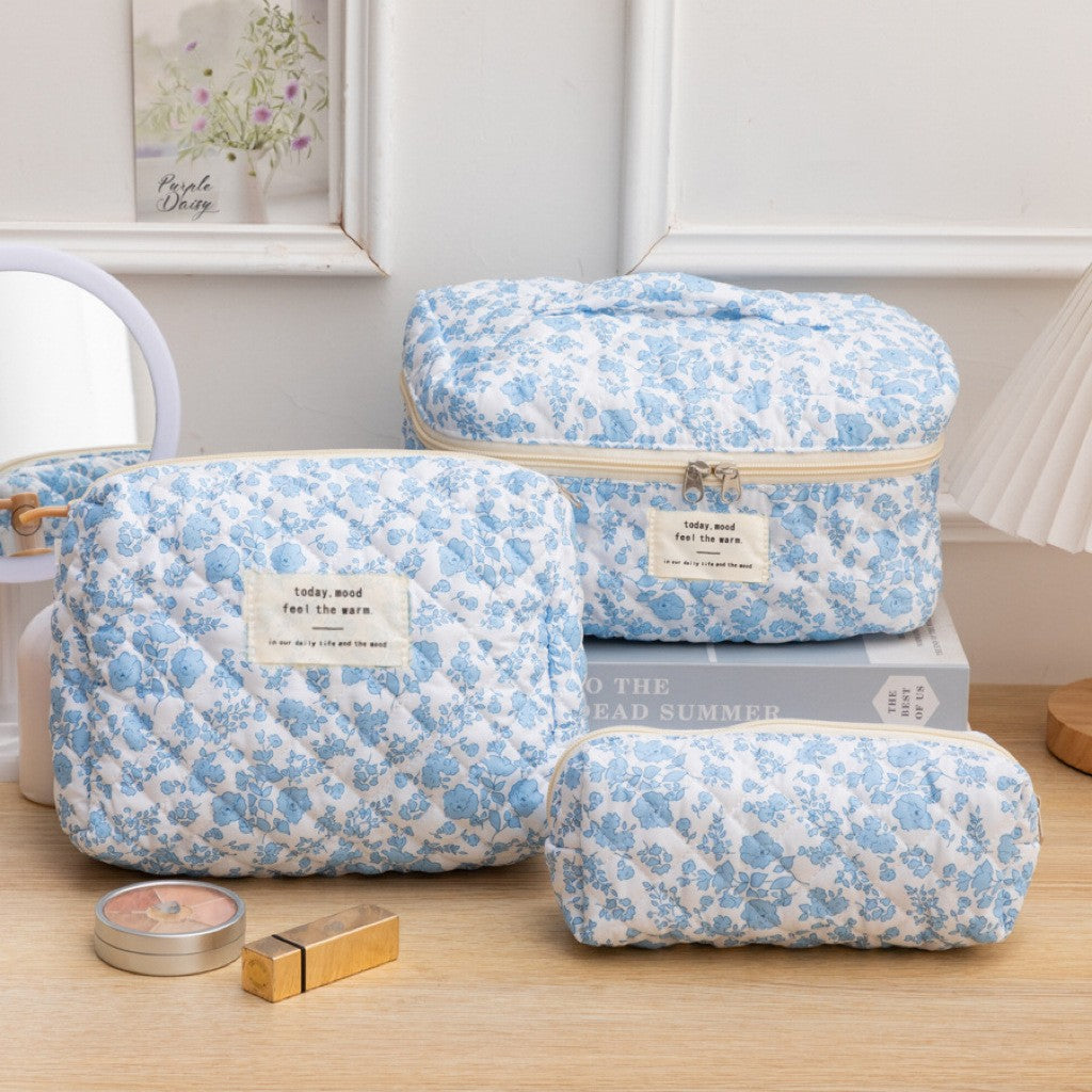 Portable Large Capacity Floral Storage Carrying Cosmetic Bags