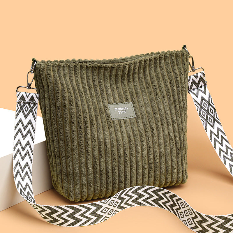 Women's Large Capacity Fashion Simple Commute Solid Crossbody Bags