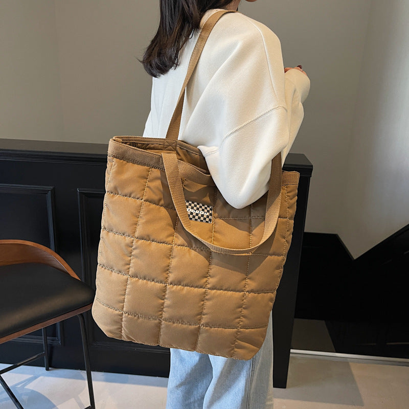 Women's Fashion Portable Large Capacity Winter Pleated Shoulder Bags