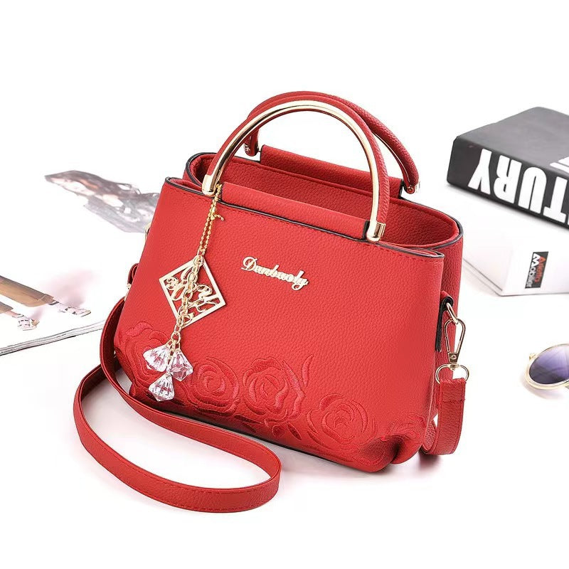 Women's Fashion Simple Embroidery Line Crystal Pendant Small Square Bags