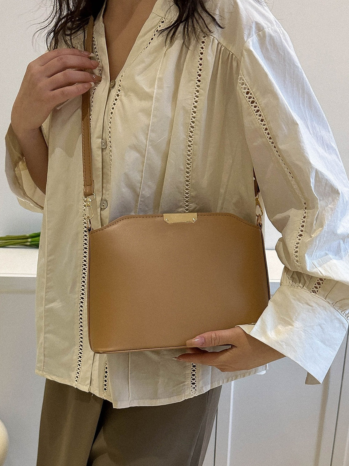 Women's Retro Simple Fashion Large Capacity Shell Crossbody Bags
