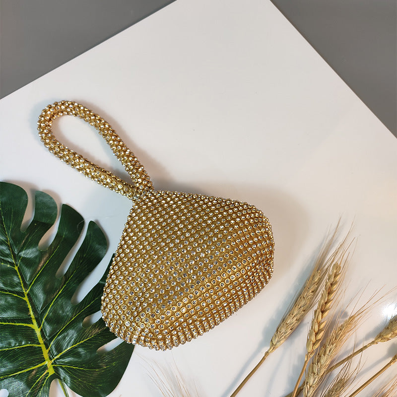 Women's Mine Triangle Round Hand Dinner Pouch Handbags