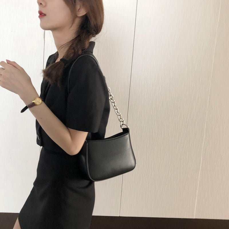 Women's Fried Fire Black Panel Underarm Baguette Crossbody Bags