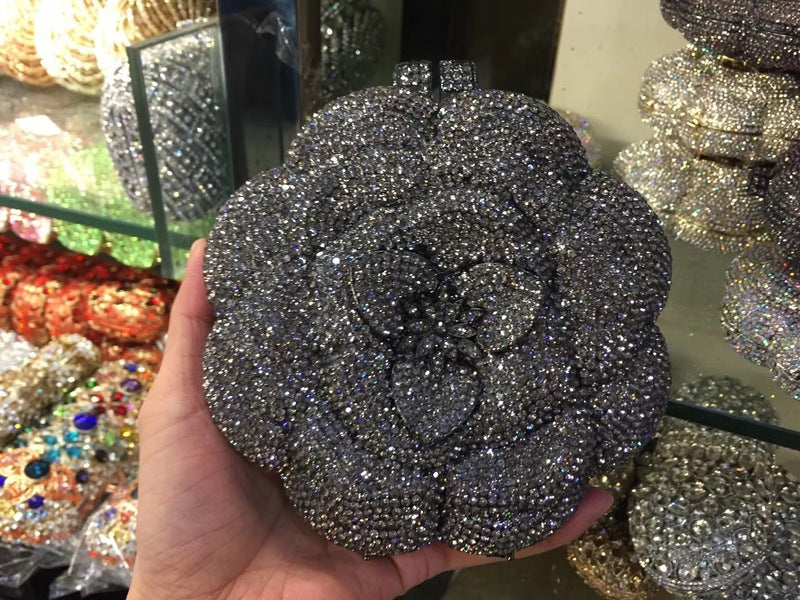 Women's Rose Rhinestone Hollow Metal Crystal Dinner Evening Bags