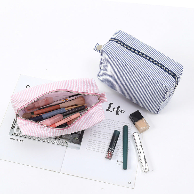 Seersucker Clutch Indian Mississippi Popular Toiletries Cosmetic Bags