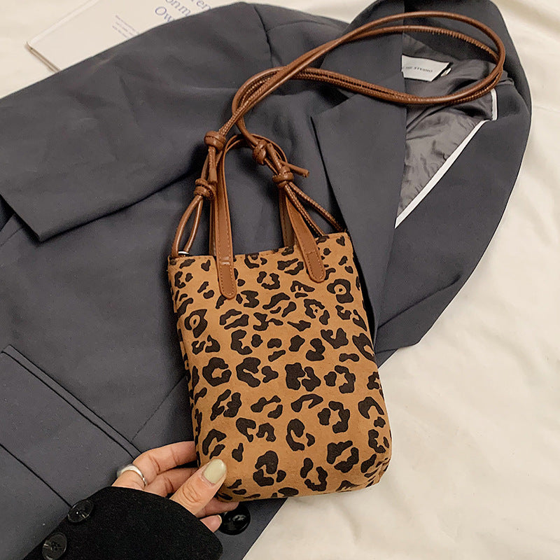 Women's High-grade Design Fashion Frosted Vintage Shoulder Bags