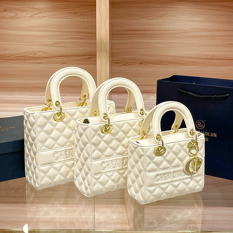 Women's Classic Rhombus Diana Sheepskin Light Bags