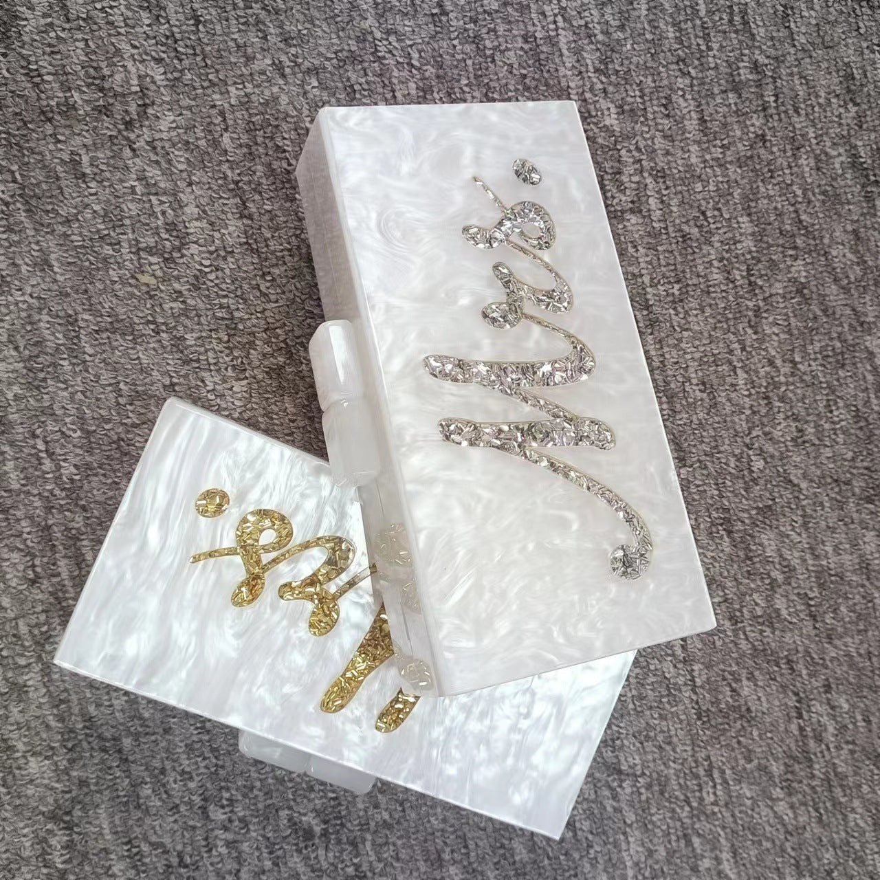 Women's Fashion White Pearl Alphabet Sequins Acrylic Clutch Evening Bags