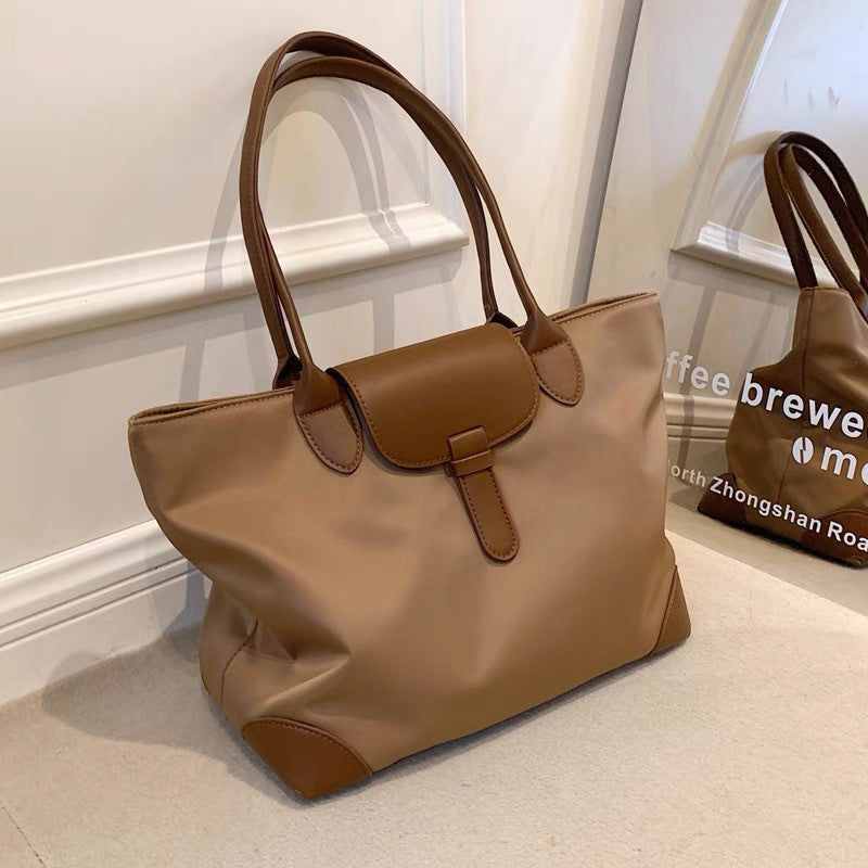 Women's Large Capacity Commuting Class Nylon Cloth Tote Bags