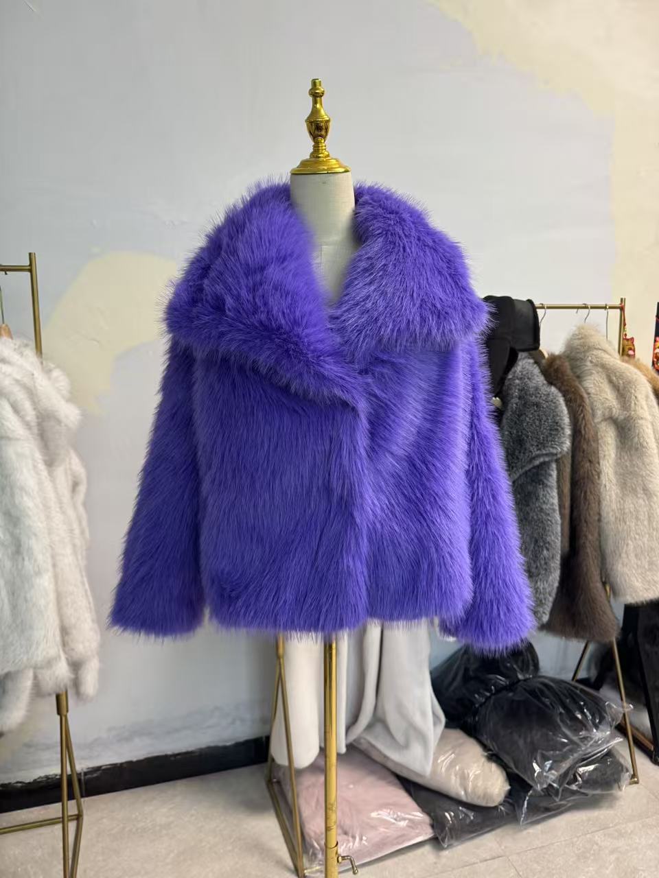 Women's Cool Fox Fur Furry Imitation Coats