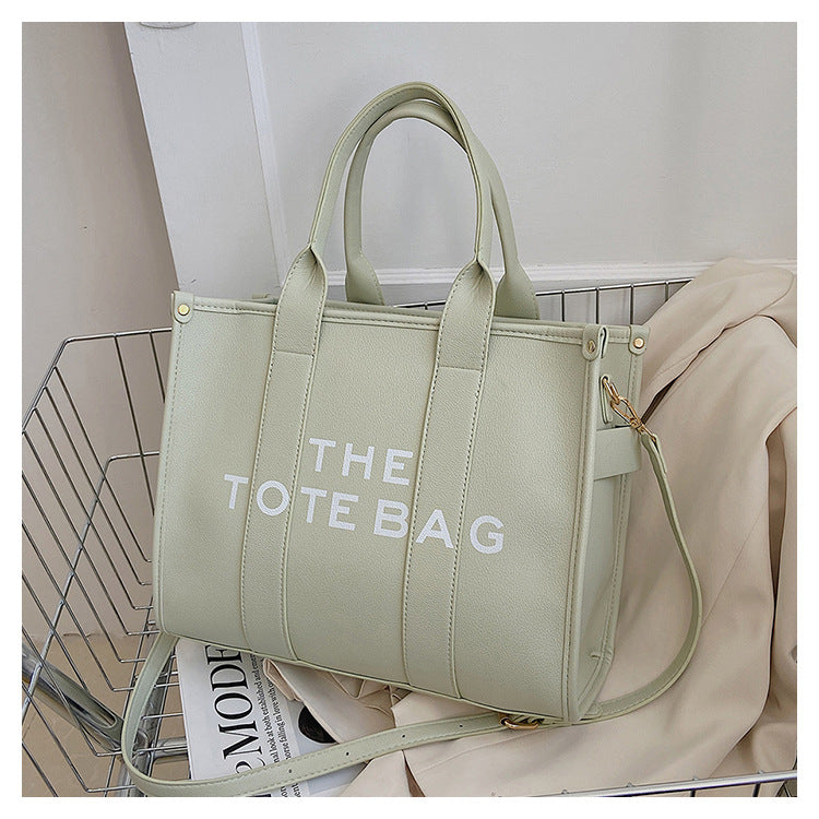Women's Large Capacity Fashion Single Letter Shoulder Bags