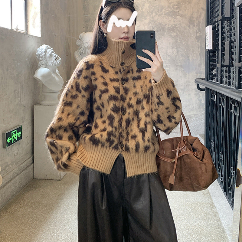 Women's High-grade Retro Stand Collar Loose Idle Knitwear