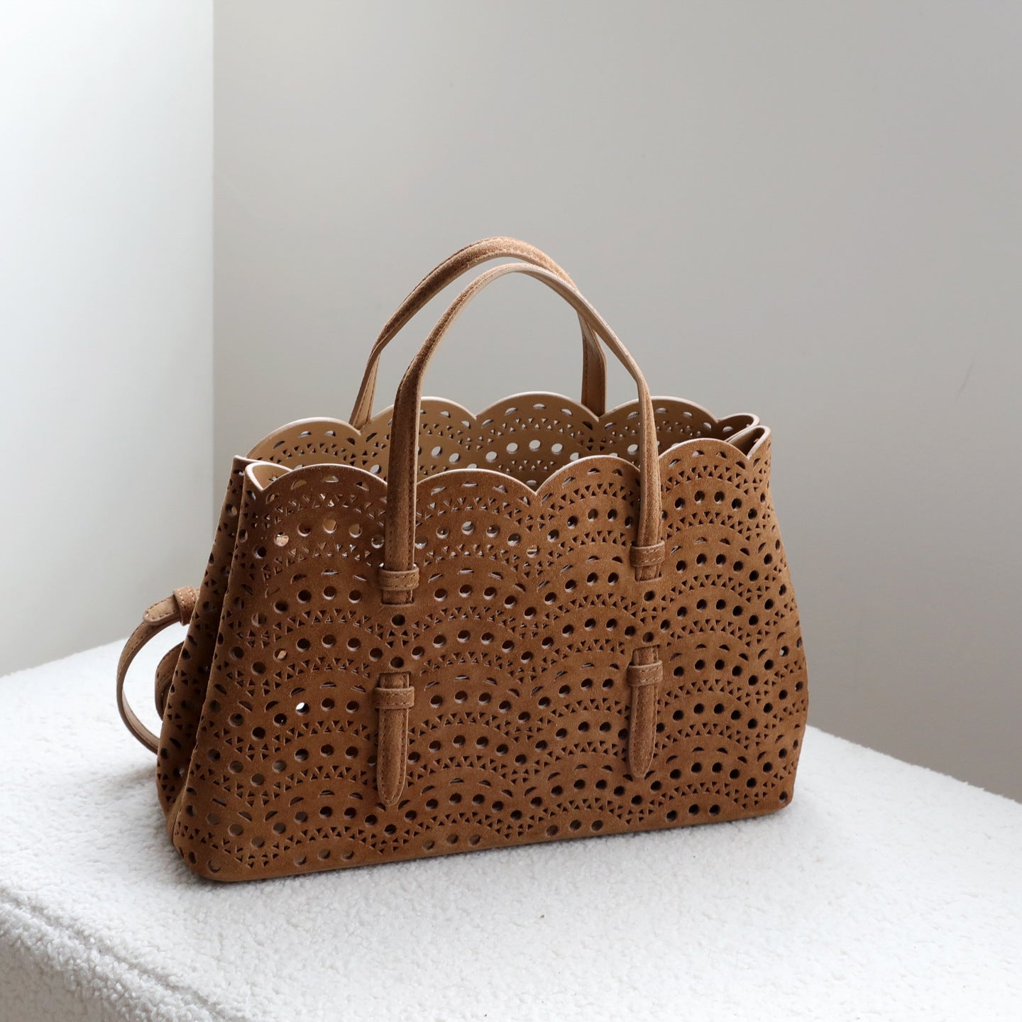 Women's Frosted Cowhide High-grade Niche Vegetable Handbags