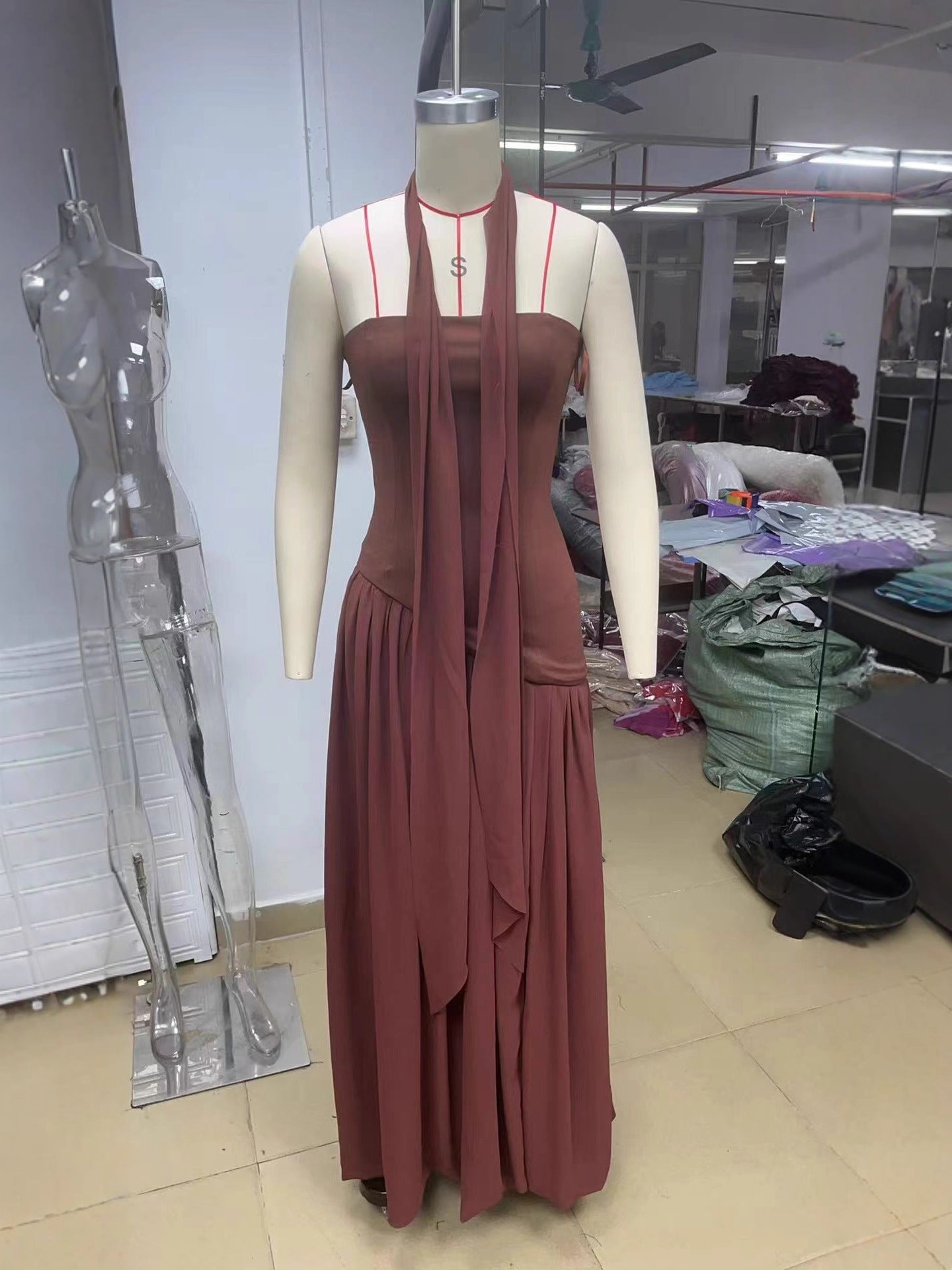 Elegant Contrast Color Tight Zipper Irregular Slit Dresses