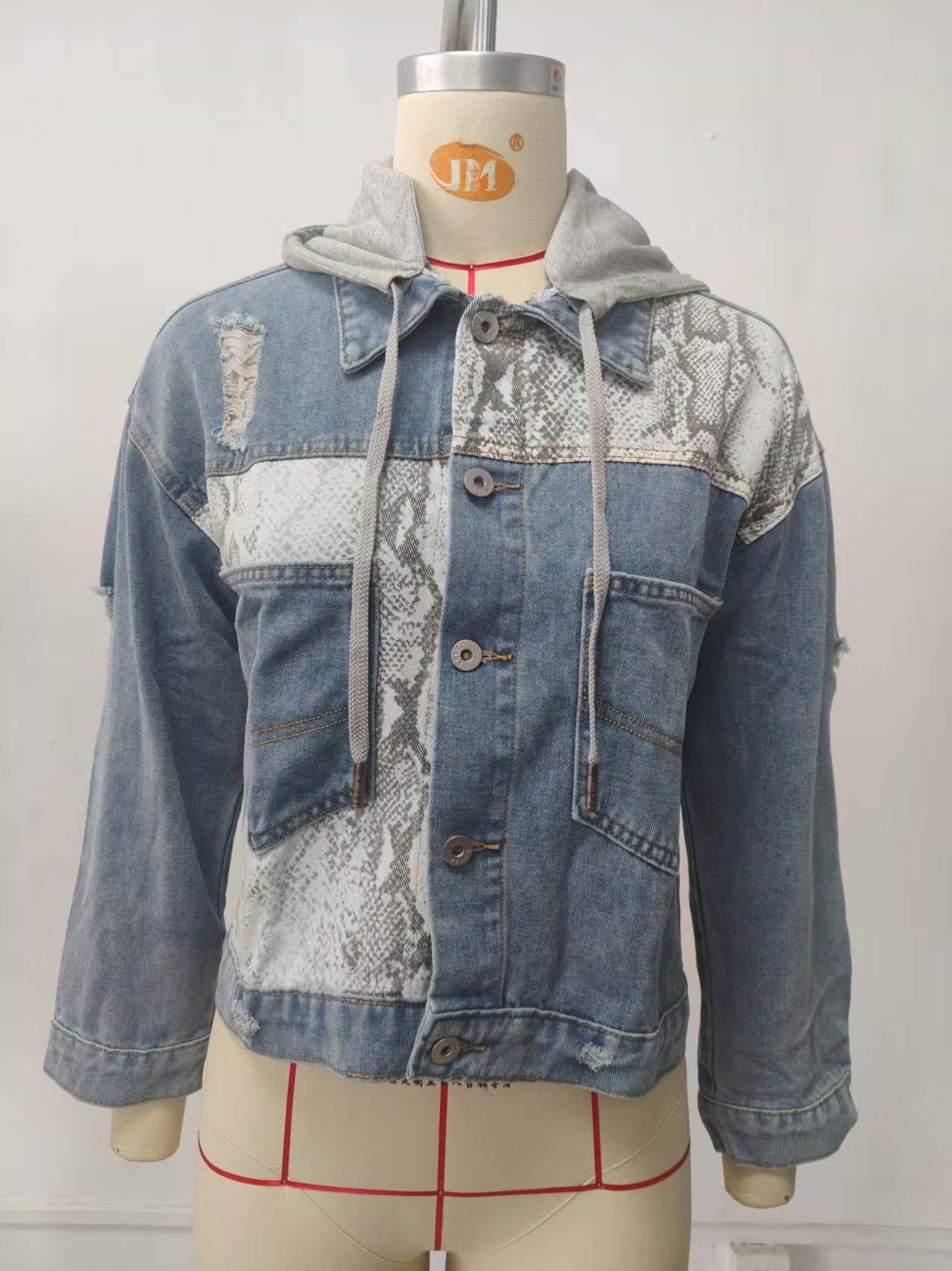 Leopard Print Fashion Stitching Ripped Denim Jackets