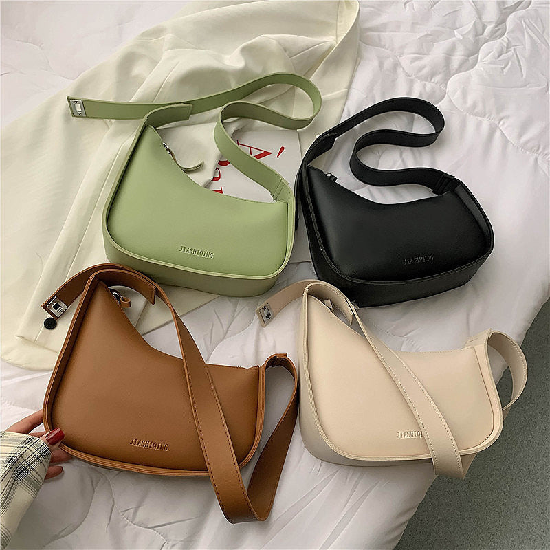 Women's Simple Irregular Western Style Underarm Trendy Bags
