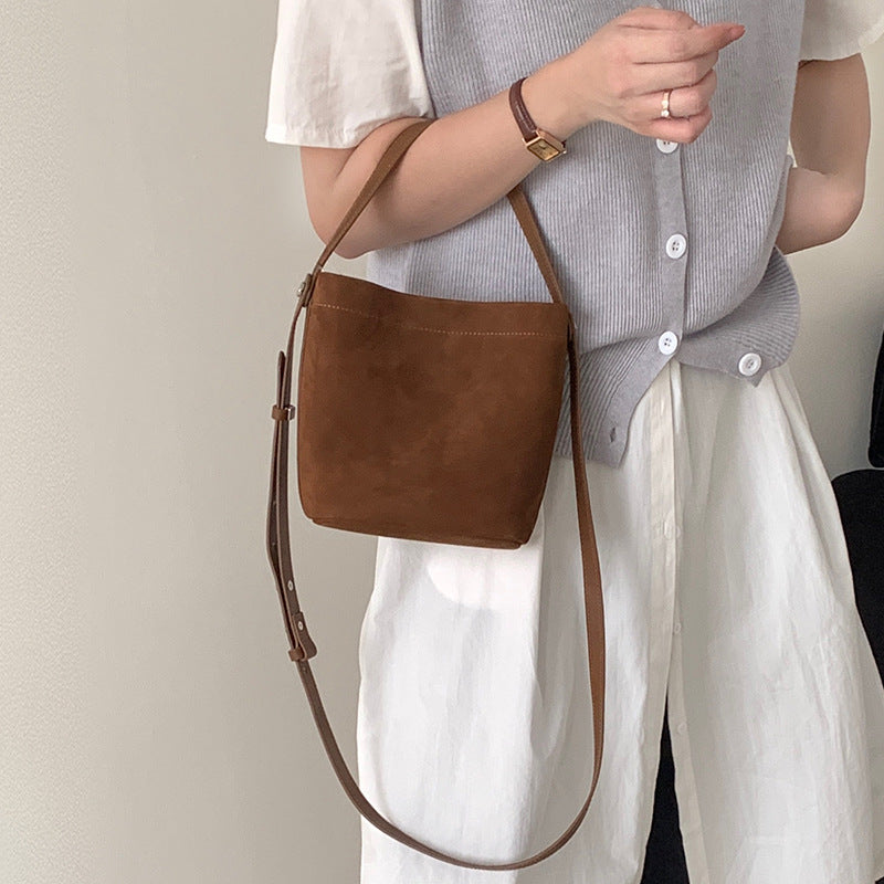 Women's Layer Cowhide High-grade Vintage Leather Crossbody Bags