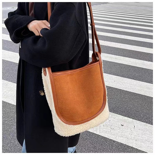 Women's Big Plush Large Capacity Lamb Wool Shoulder Bags