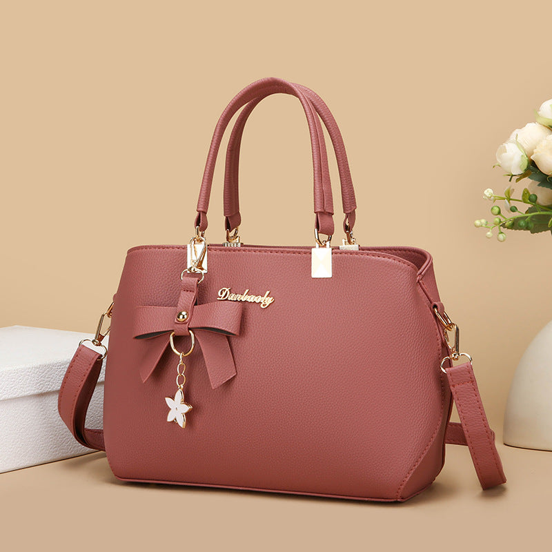 Women's Elegant Graceful Urban Simple Fashion Handbags