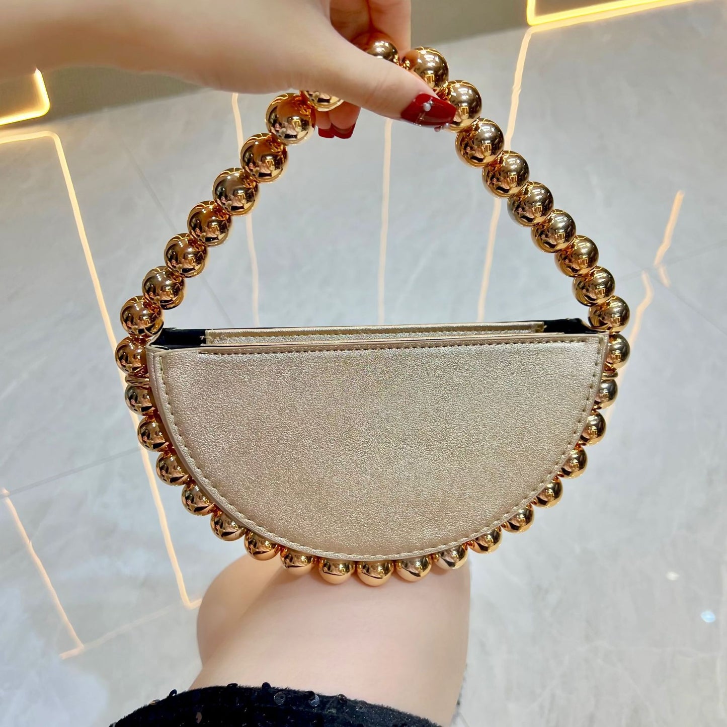 Women's Beaded Urban Simple Semicircle Dress Garment Bags