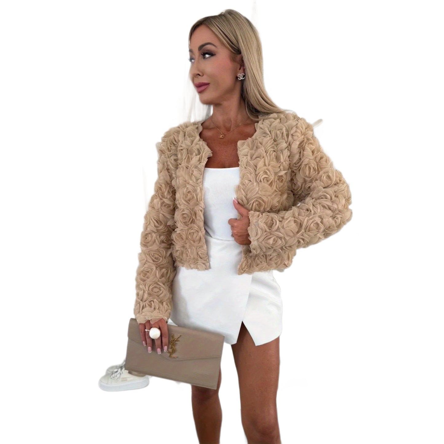 Women's Fashion Three-dimensional Flower For Baggy Coats