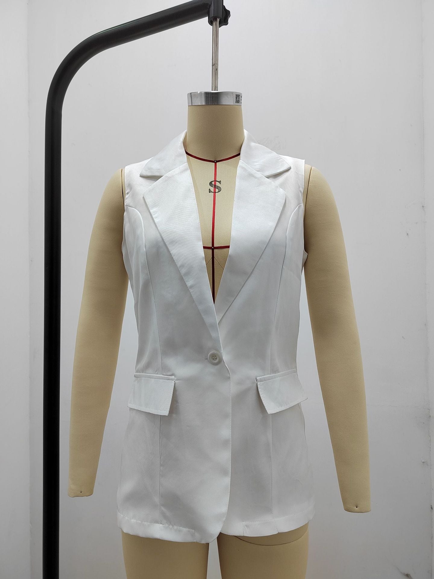 Women's Summer Elegance Sleeveless Solid Color Collar Cardigans