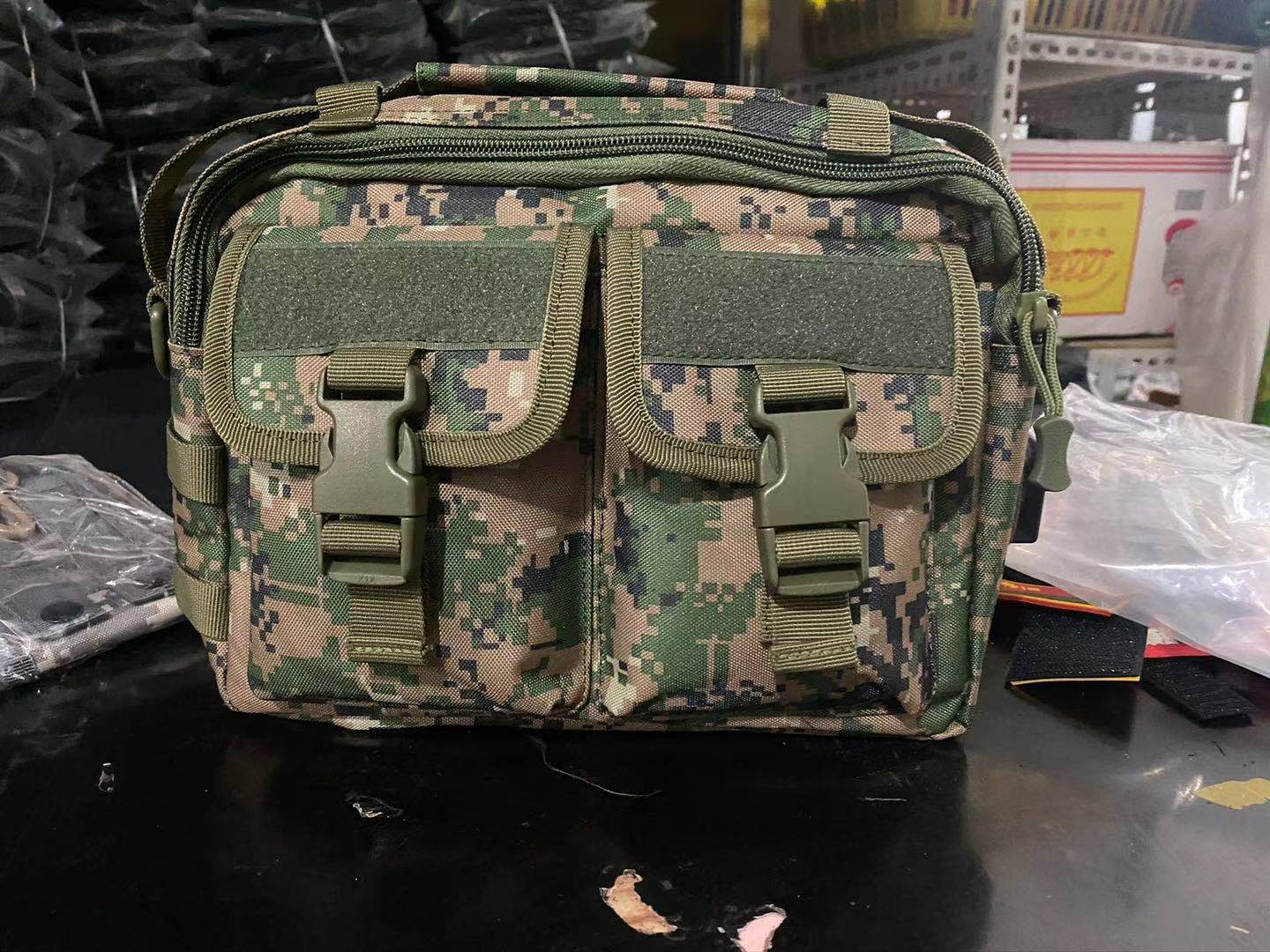 Men's Stylish Cool Classy Camouflage Rechargeable Sports Backpacks