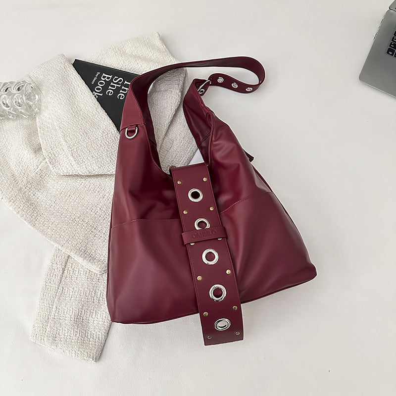 Popular Women's Fashion Rivet Autumn Personalized Crossbody Bags