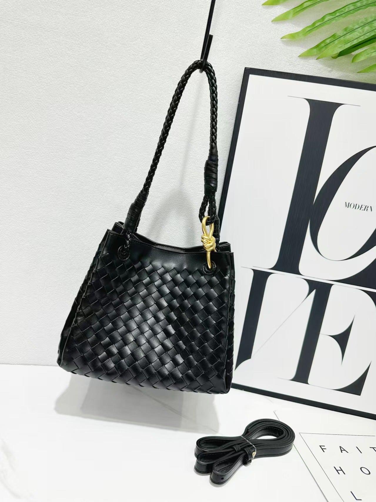 Unique Portable Vegetable Basket Premium Design Handbags