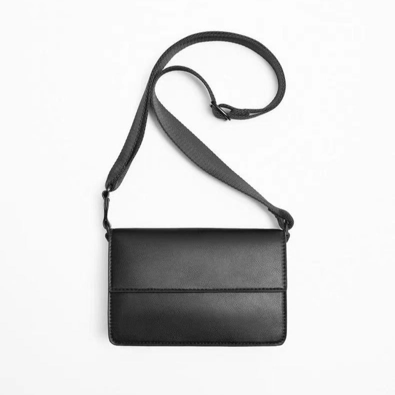 Men's Innovative Retro Black Flap Fashionable Men's Messenger Bags
