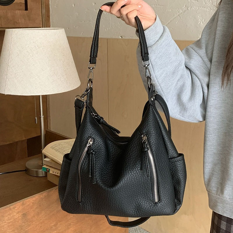 Women's Trendy Retro Underarm Niche Large Capacity Shoulder Bags