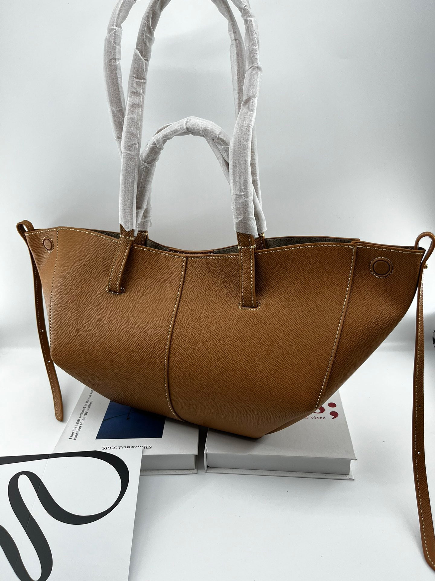 Large Capacity Underarm Retro Minority Design Handbags