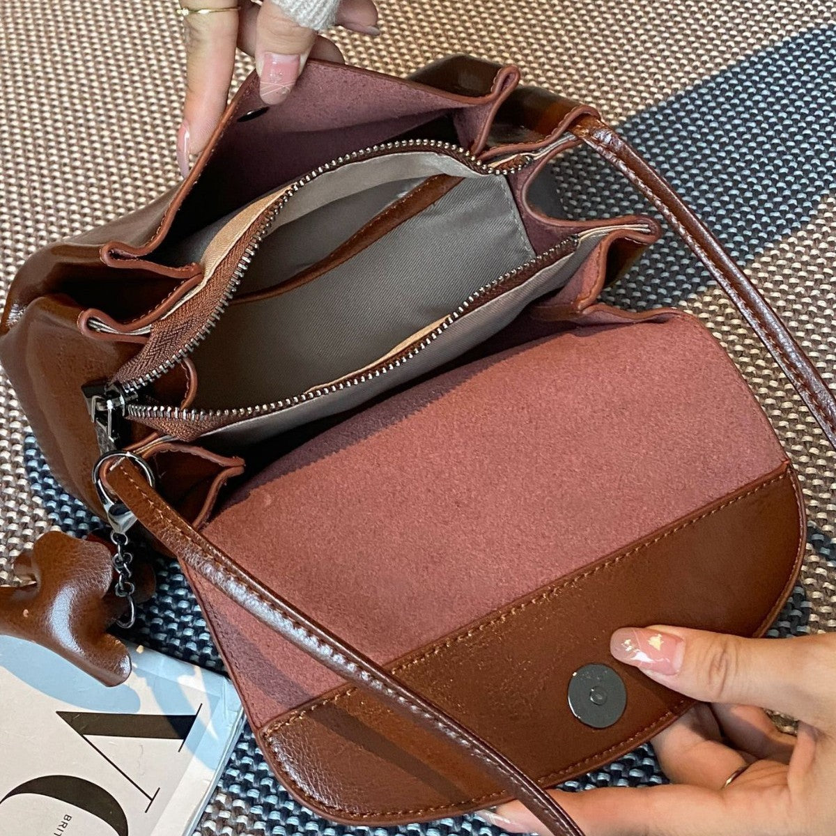 Women's Leather Fashionable Cowhide High-grade Oil Crossbody Bags