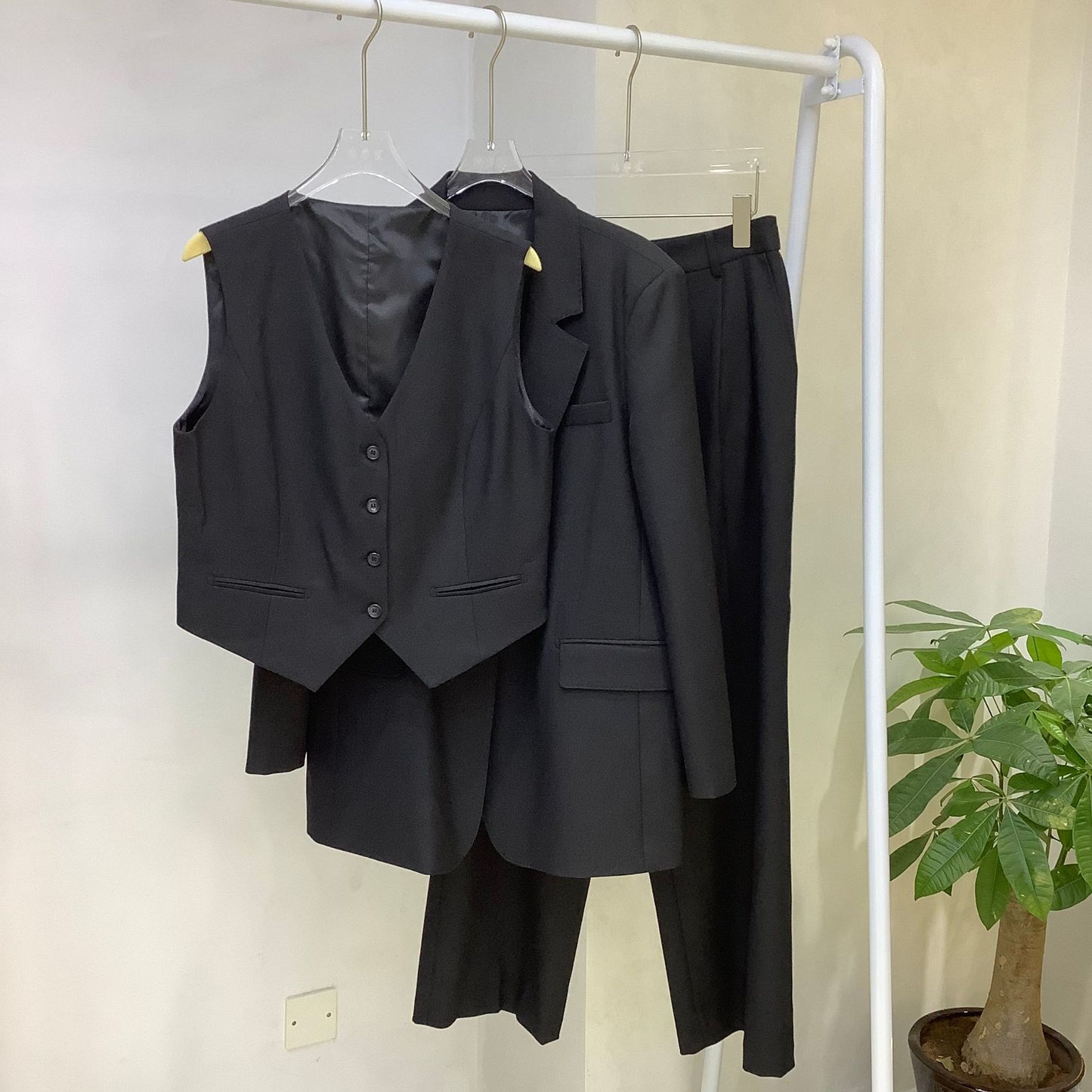 Special Offer Not Refundable Clearance Boutique Suits