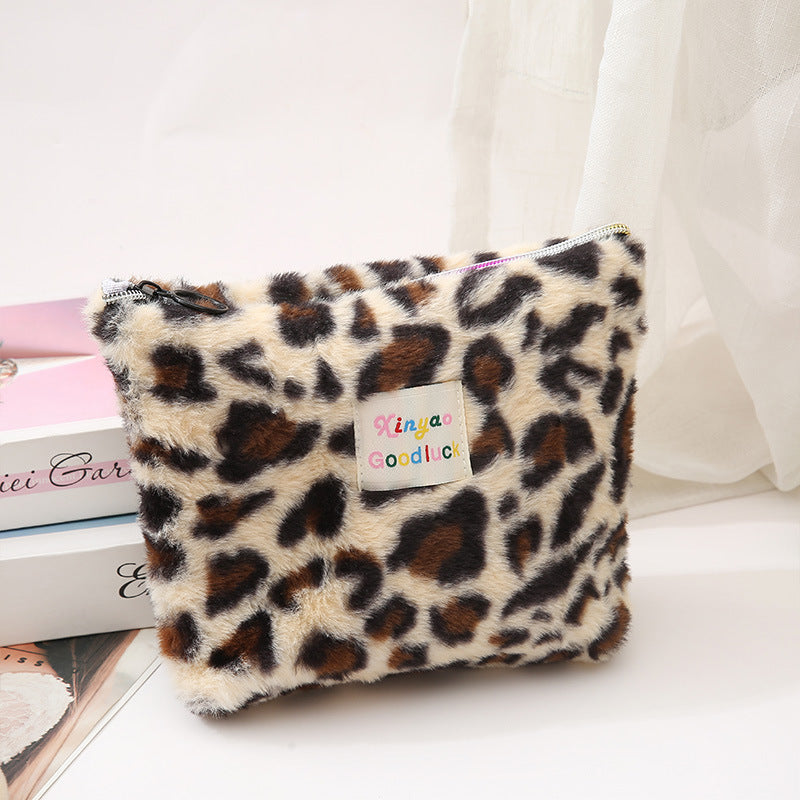 Plush Large Capacity Storage Leopard Print Hand-held Make-up Cosmetic Bags
