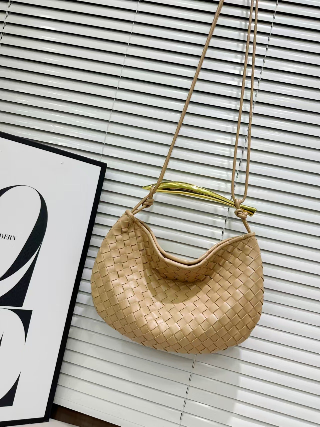 Women's Genuine Leather High-grade Design Hand Metal Evening Bags