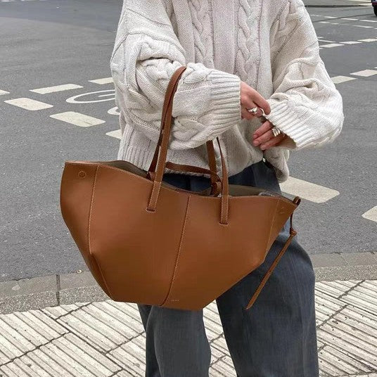 Large Capacity Underarm Retro Minority Design Handbags