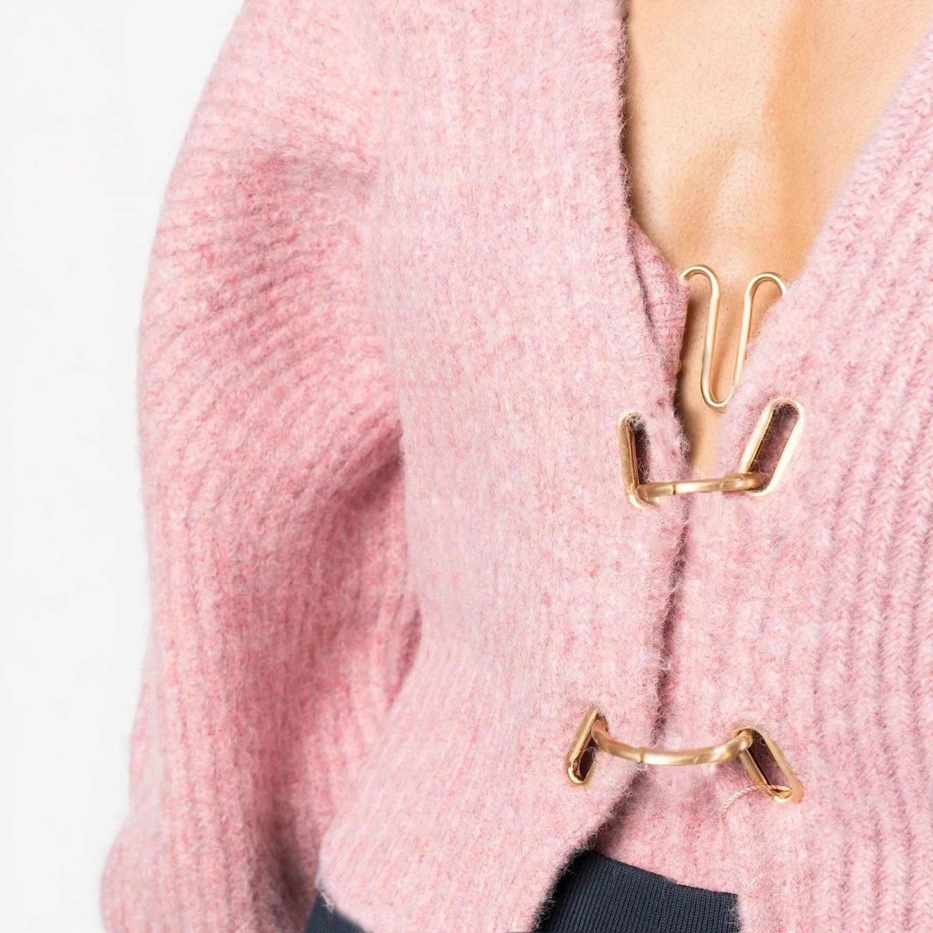 Women's Glamorous Pretty Knitted Metal Button Sweaters