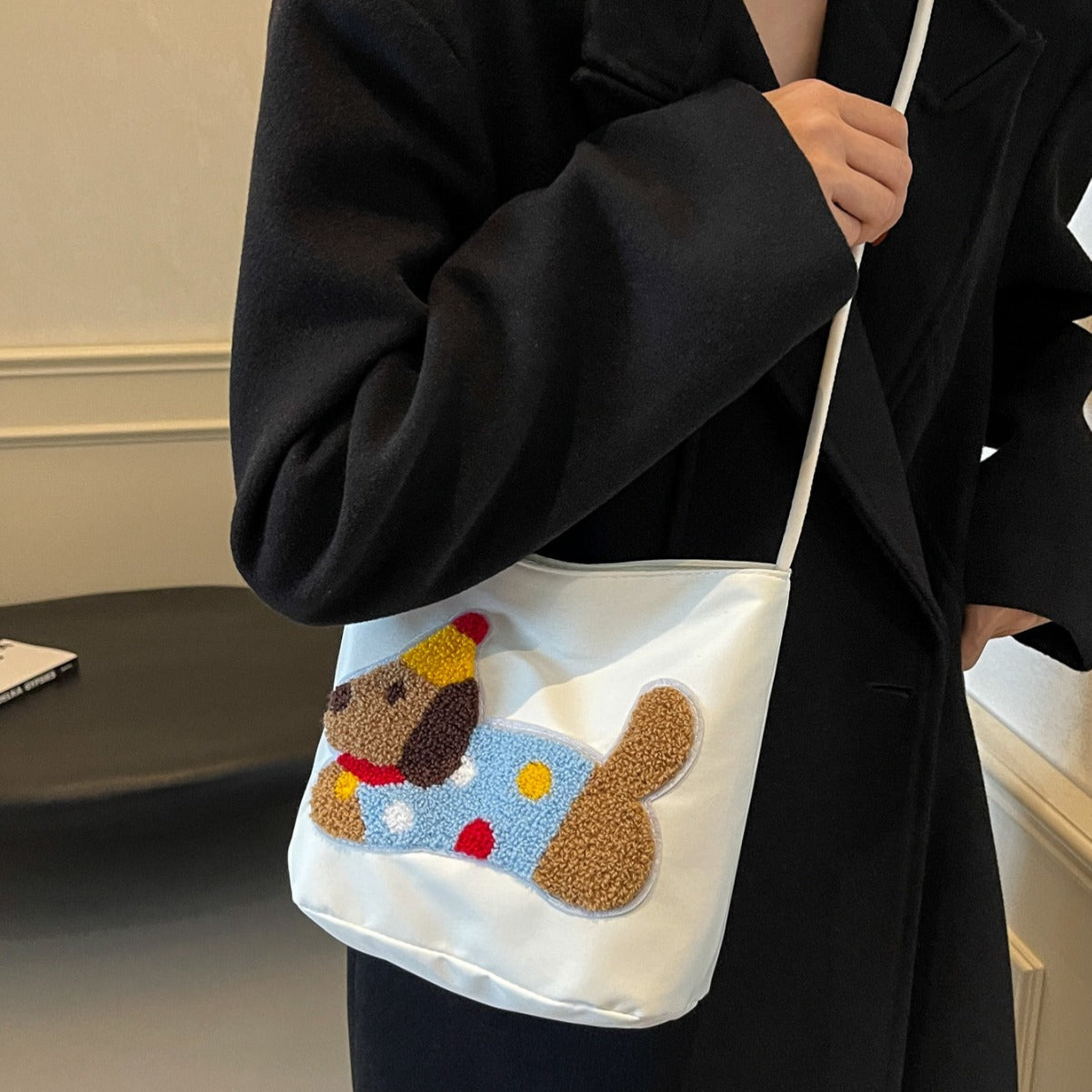 Women's Cute Sausage Dog Fashion Nylon Cloth Shoulder Bags