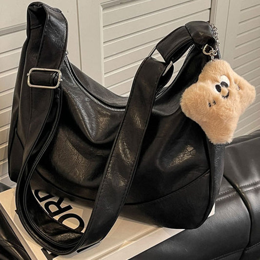 Women's Large Capacity Underarm Trendy Winter Simple Shoulder Bags