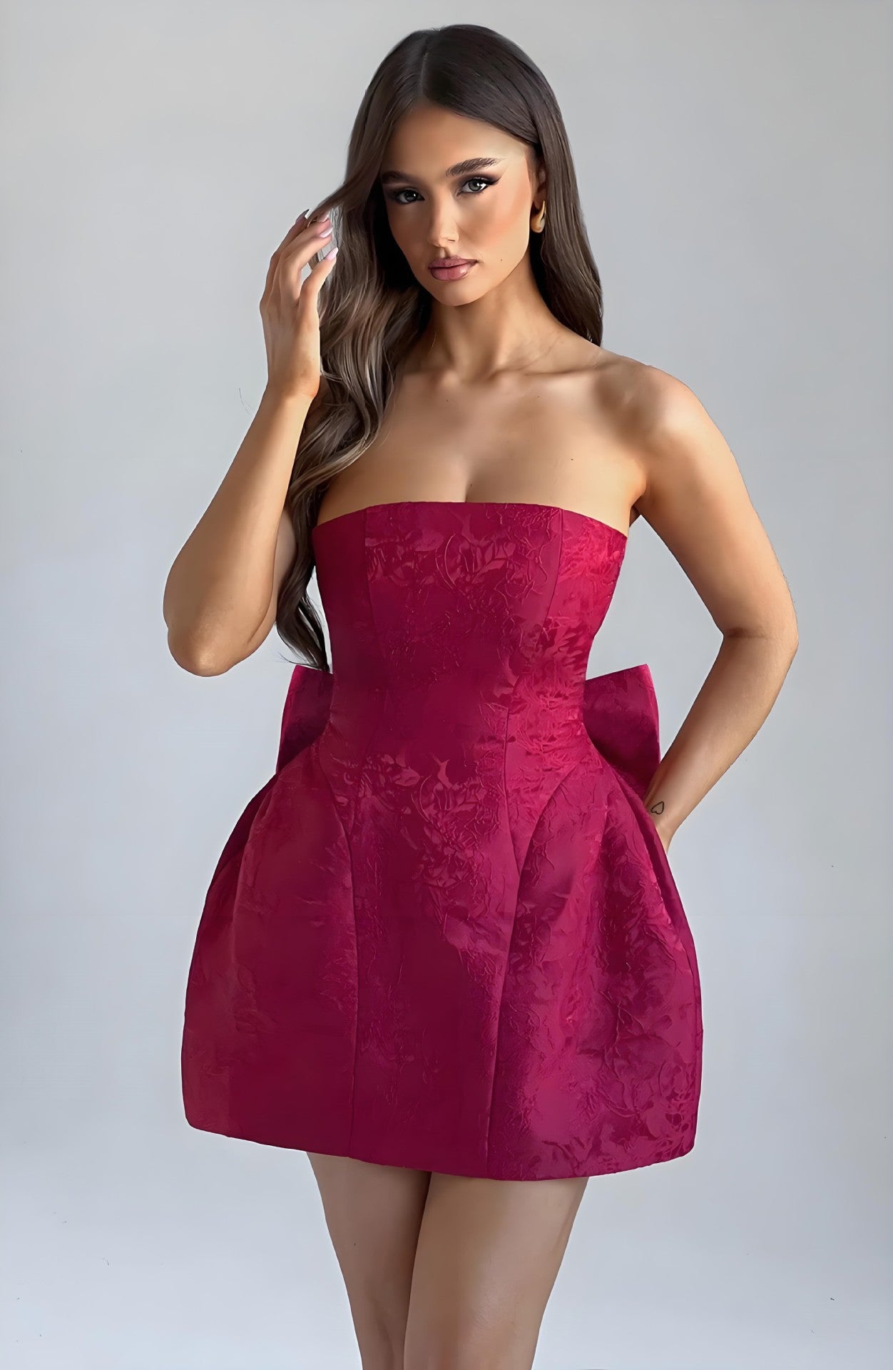 Women's Tube Sexy Backless Fashion Graceful Bow Dresses