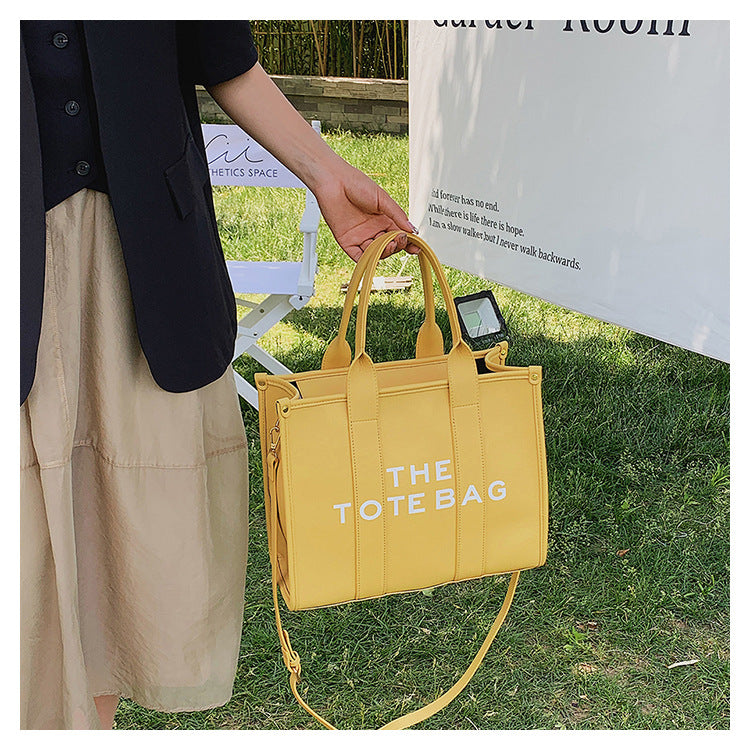 Women's Large Capacity Fashion Single Letter Shoulder Bags