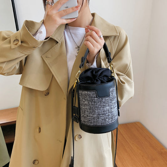 Women's Korean Drawstring Portable Fashion Popular One Crossbody Bags