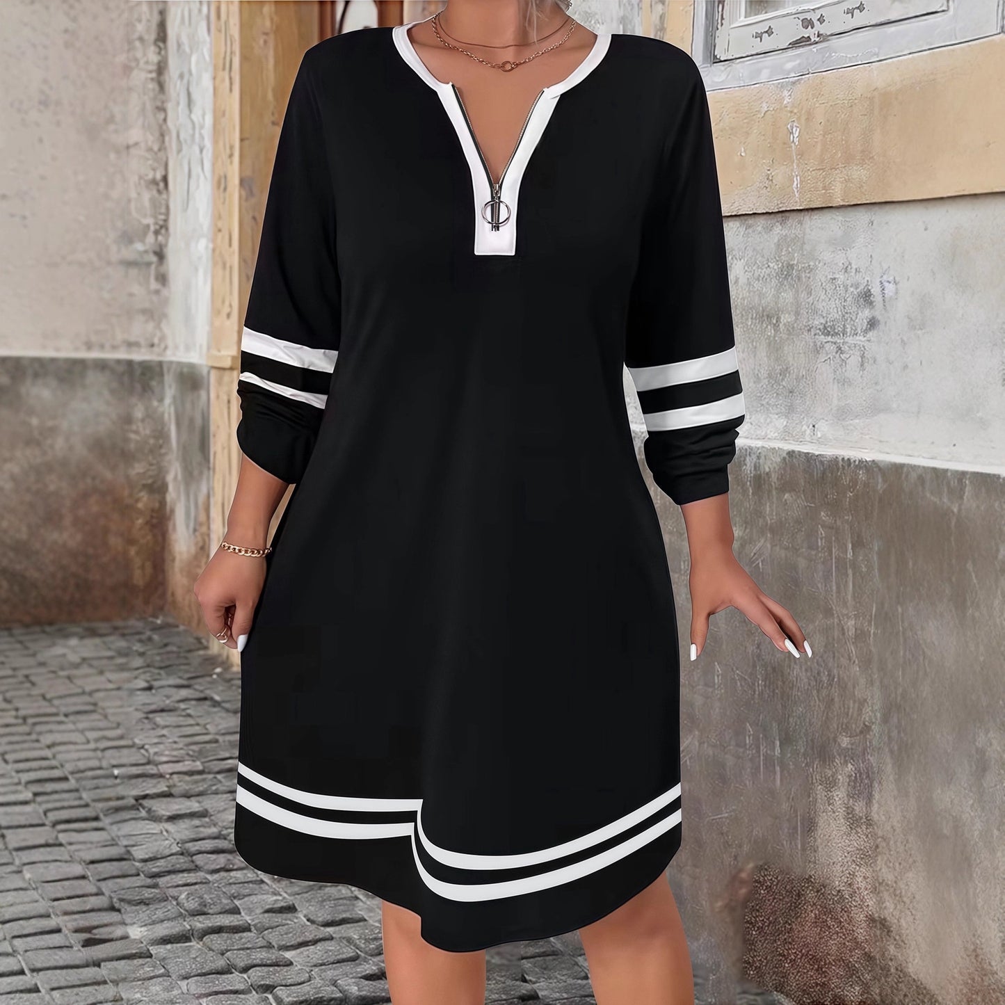 Women's Striped Print Zipped Round Neck Dress