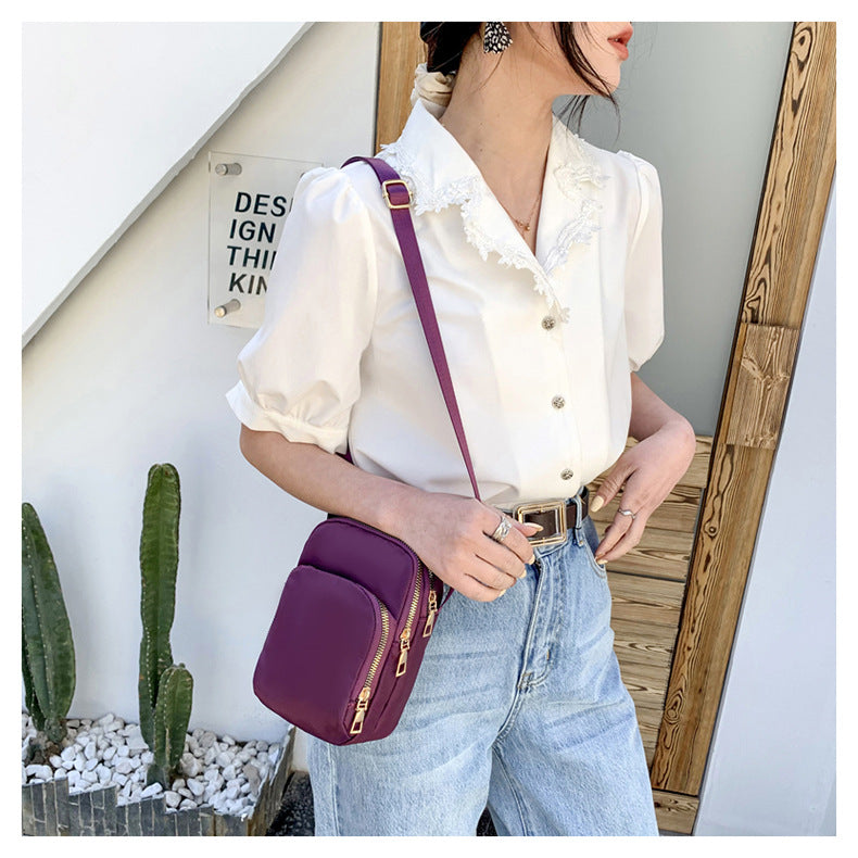 Women's Leisure Change Mountain Climbing Solid Color Phone Bags