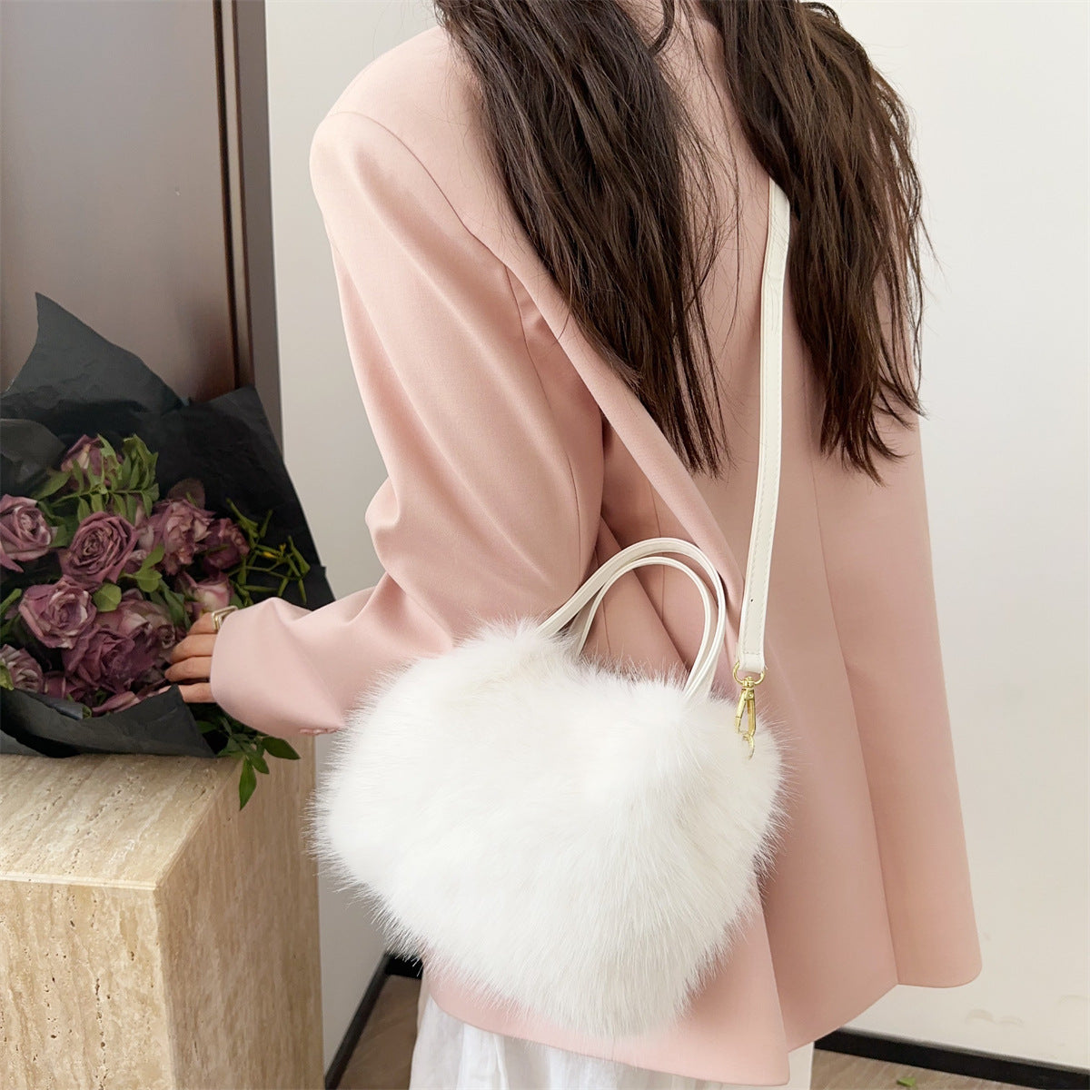 Women's Imitation Fox Fur Vegetable Basket Handbags