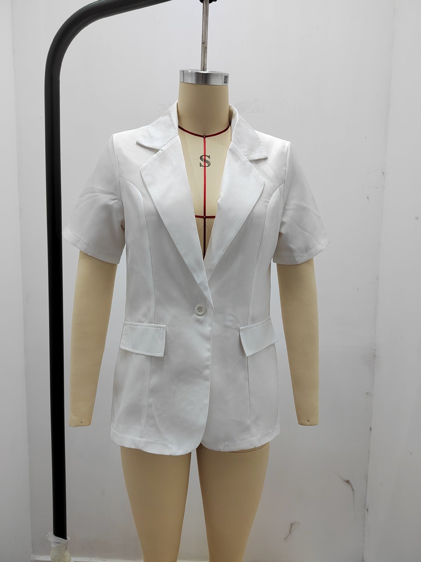 Women's Summer Graceful Fashionable Loose Solid Color Small Suit