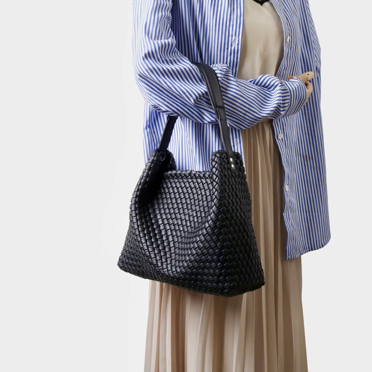 Graceful Casual Women's Woven Design High-grade Handbags