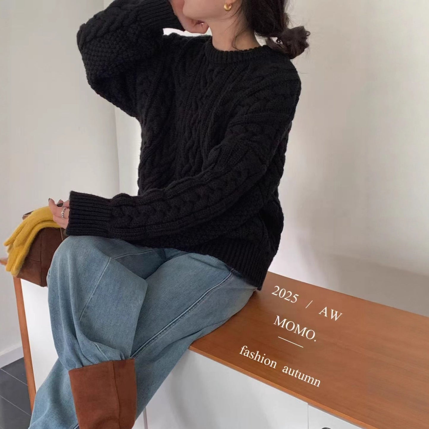 Women's Thick Twist Soft Glutinous Round Neck Needle Knitwear