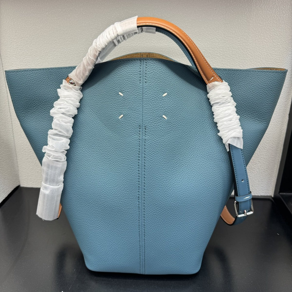 Popular Fashionable Cowhide Simple Design Portable Armpit Bags